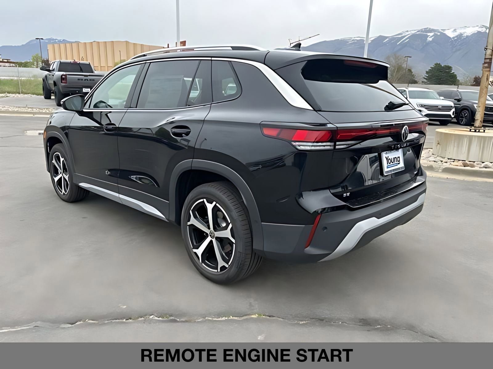 New 2026 Volkswagen Tiguan SE AWD/4WD image 5