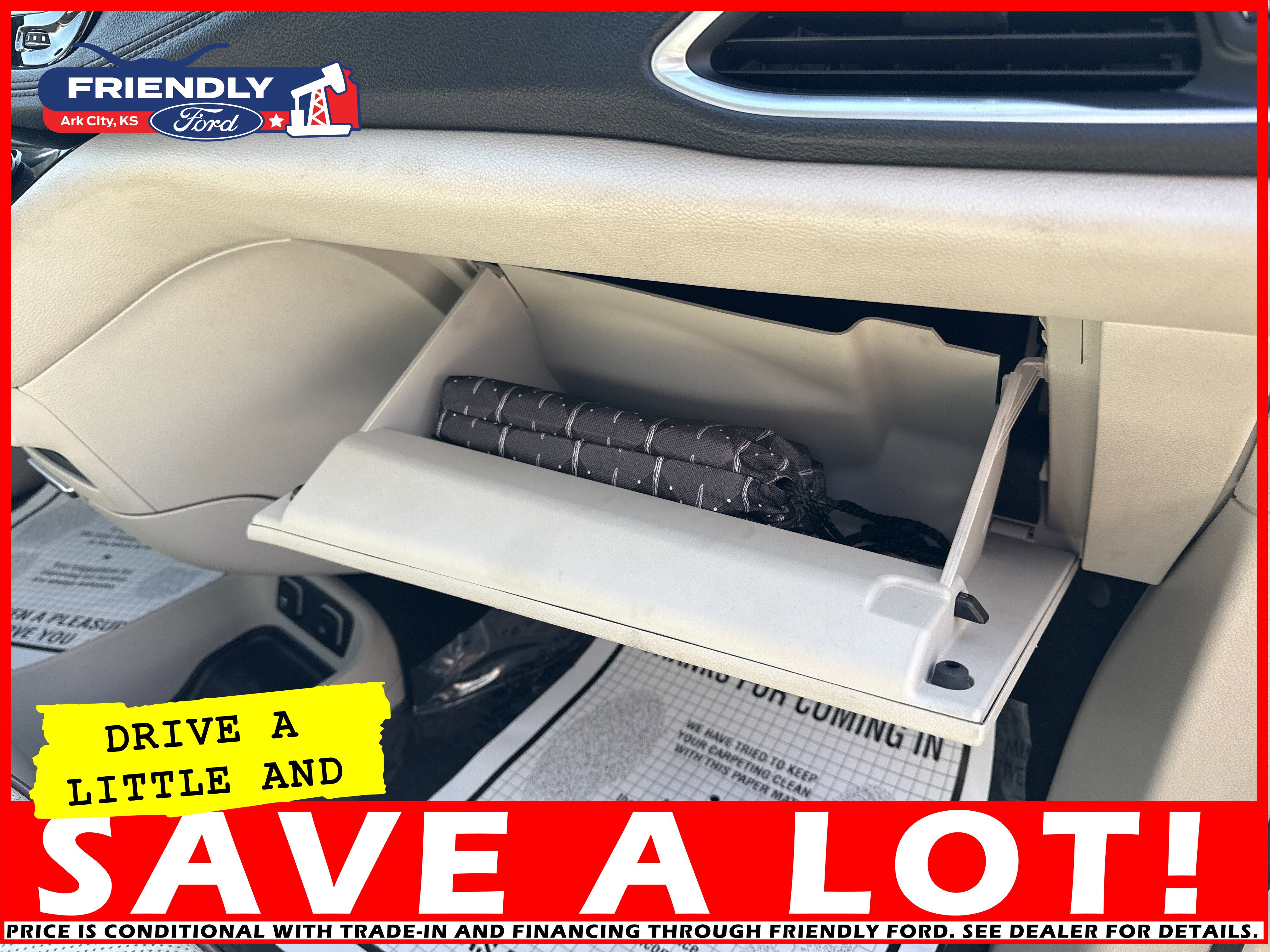 Used 2020 Chrysler Pacifica Limited image 41