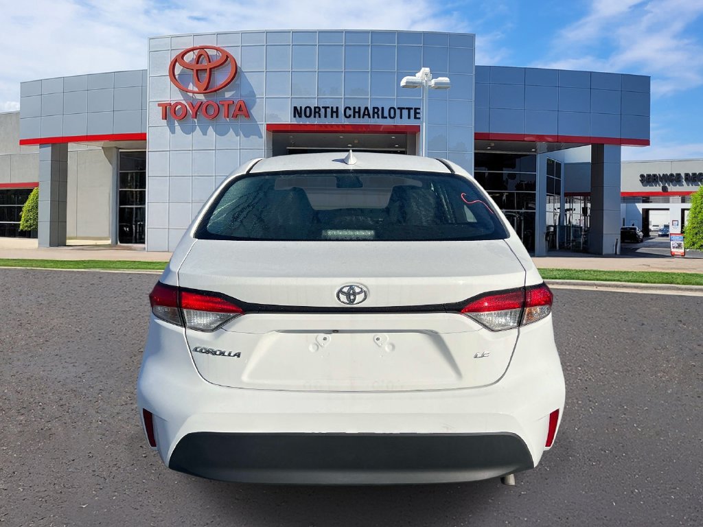 Used 2024 Toyota Corolla LE FWD image 7