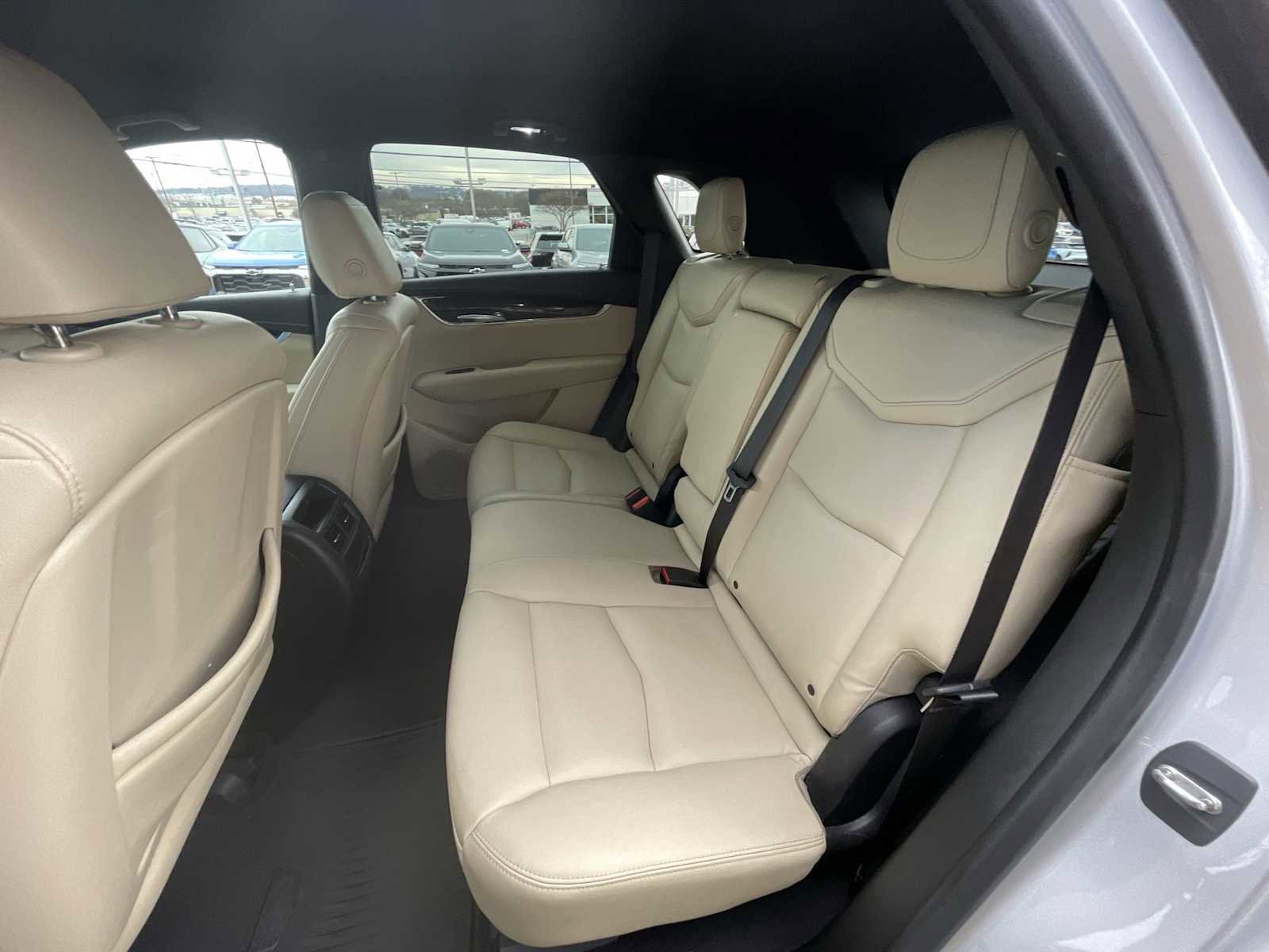 Certified 2017 Cadillac XT5 FWD image 24