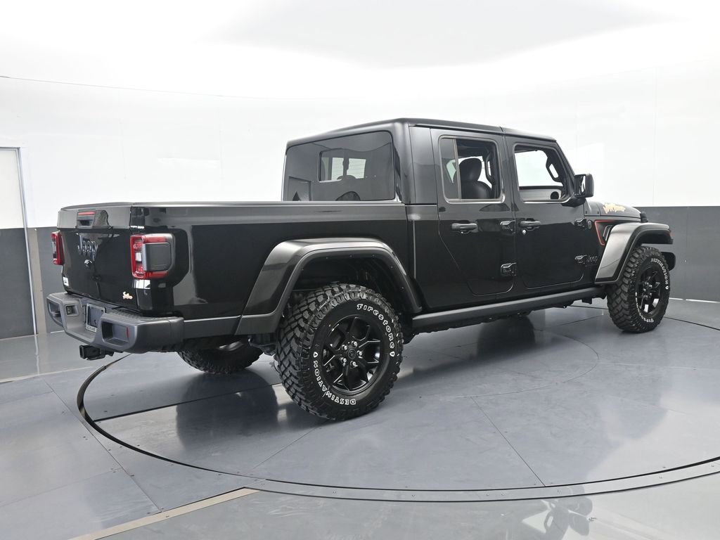 Used 2024 Jeep Gladiator Sport AWD/4WD image 6