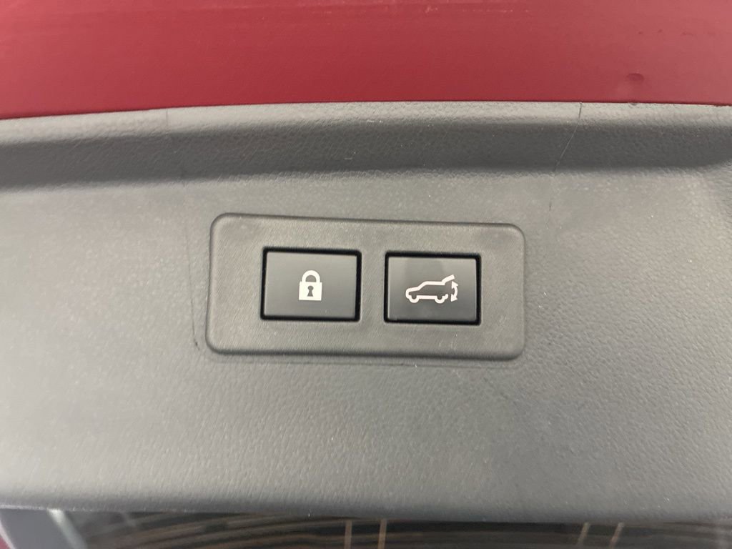 Used 2025 Subaru Outback Premium image 7