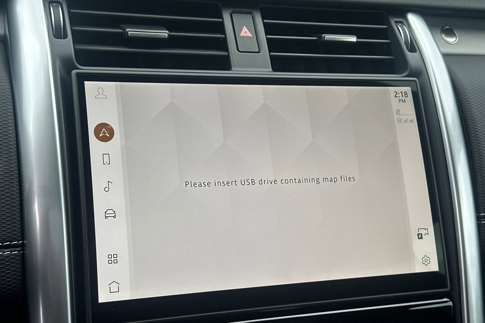 New 2026 Land Rover Discovery Dynamic SE image 18