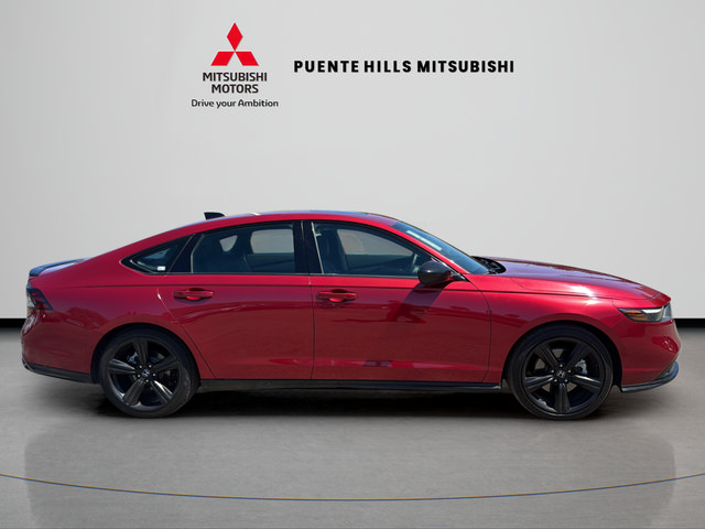 Used 2023 Honda Accord Sport image 4