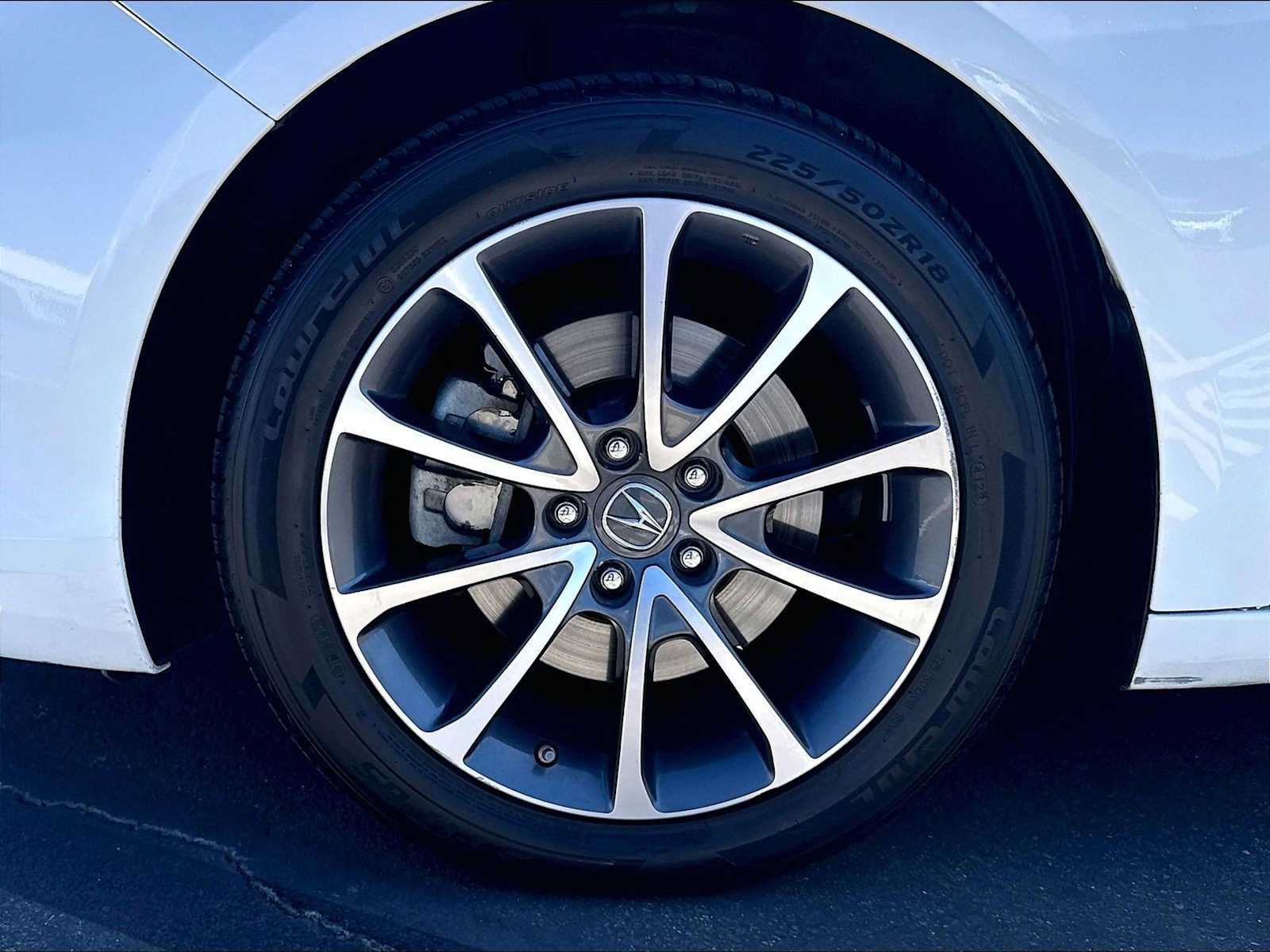 Used 2018 Acura TLX V6 FWD image 12