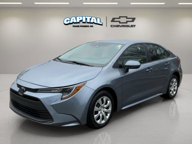 Used 2023 Toyota Corolla LE image 1