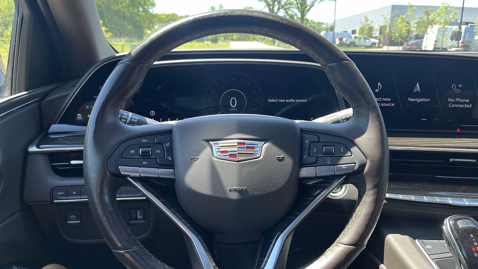 Used 2021 Cadillac Escalade Premium Luxury AWD/4WD image 36