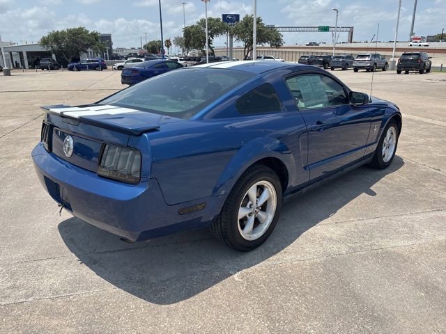 Used 2008 Ford Mustang Premium RWD image 10