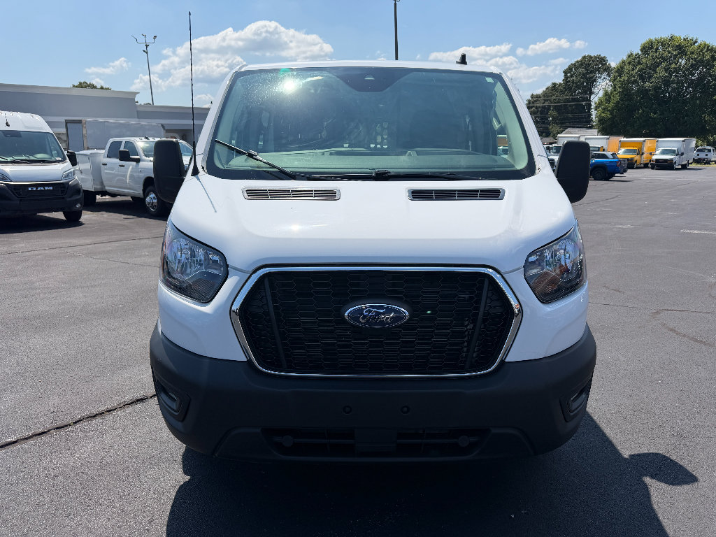 Used 2025 Ford Transit 250 Low Roof w/ Exterior Upgrade Package RWD image 4