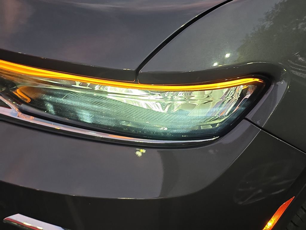 Used 2022 Jeep Grand Cherokee Limited image 7