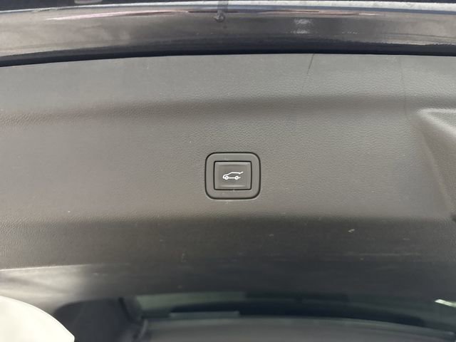 Used 2023 Cadillac Escalade Sport w/ Touring Package image 18