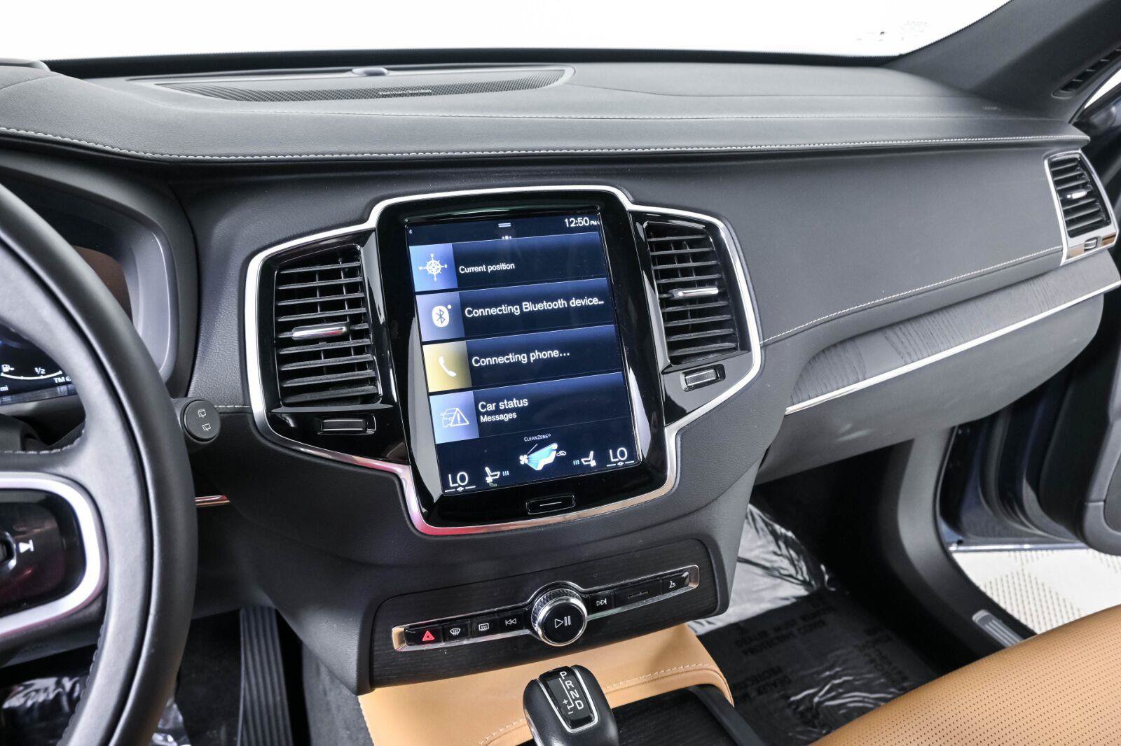 Certified 2022 Volvo XC90 T6 Inscription w/ Advanced Package AWD/4WD image 13