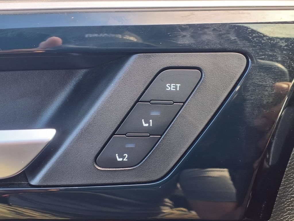 Used 2023 Mitsubishi Outlander SEL FWD image 12