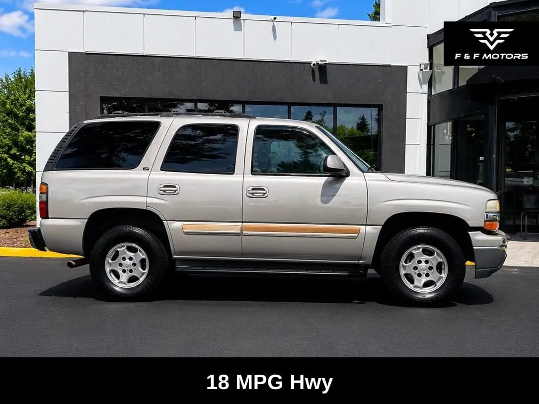 Used 2004 Chevrolet Tahoe LT w/ LT Preferred Equipment Group AWD/4WD image 3