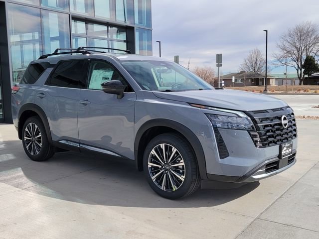 New 2026 Nissan Pathfinder Platinum image 4