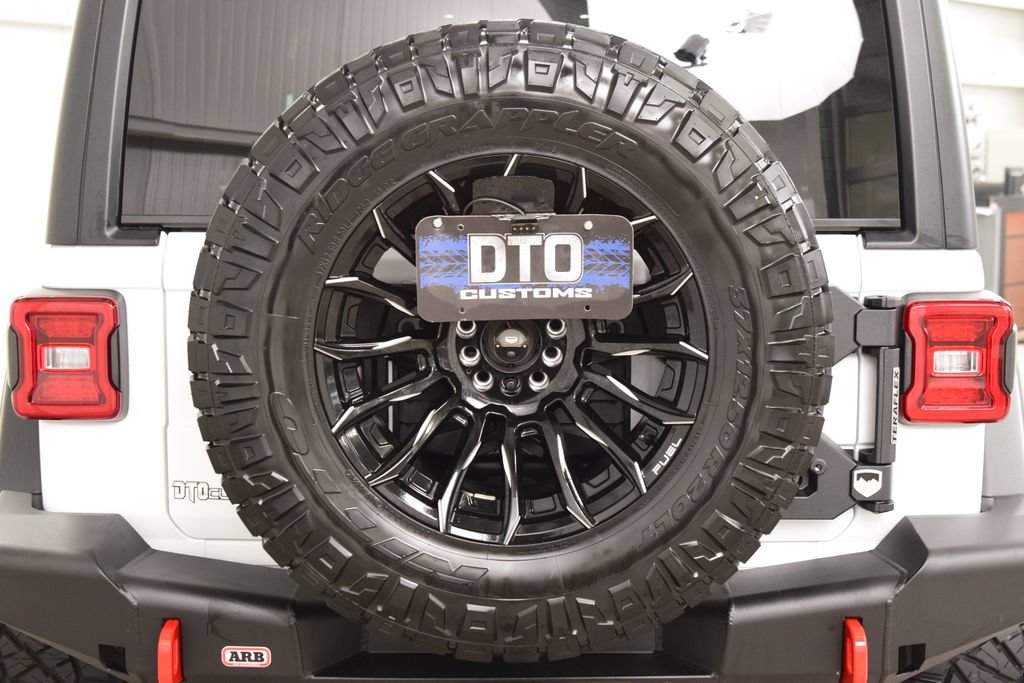 Used 2026 Jeep Wrangler Unlimited Rubicon AWD/4WD image 31