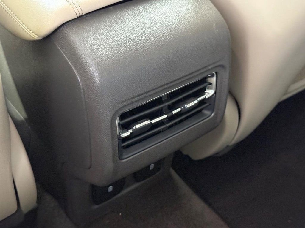 Used 2023 Lincoln Corsair Reserve w/ Jet Appearance Package image 16