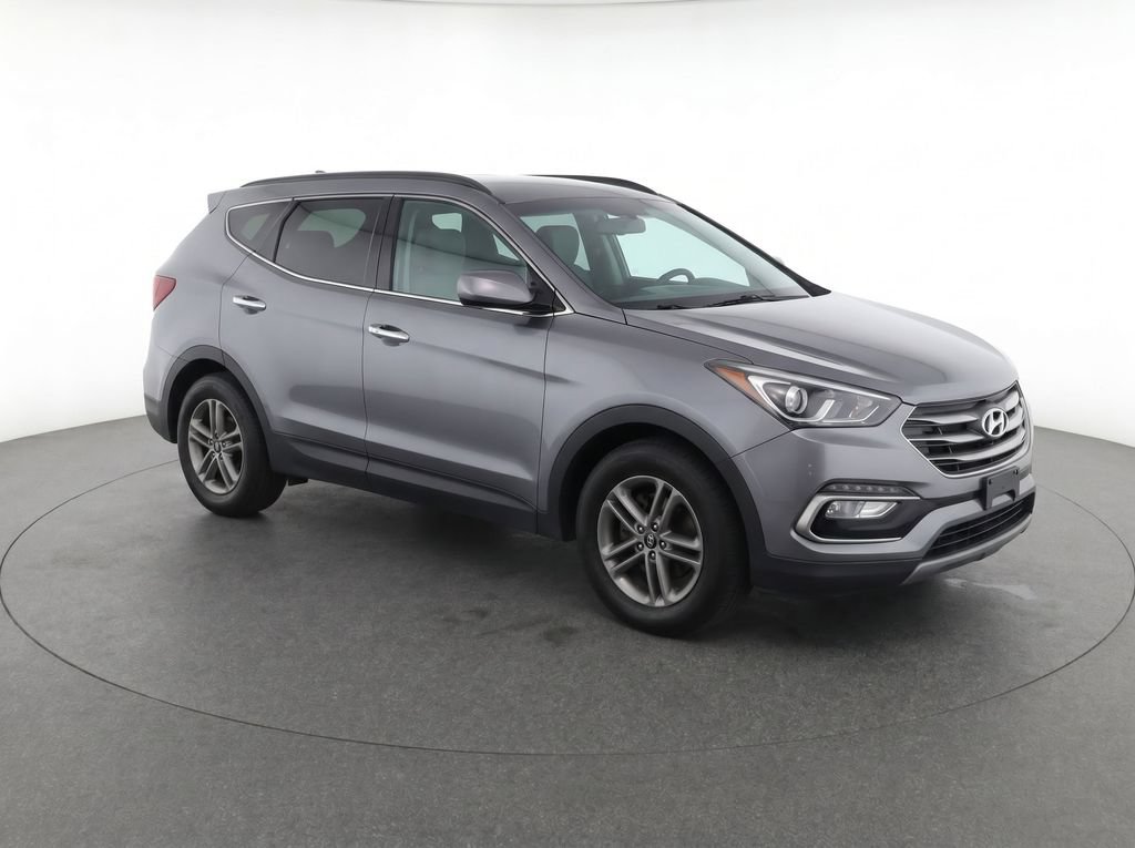 Used 2017 Hyundai Santa Fe Sport FWD image 2