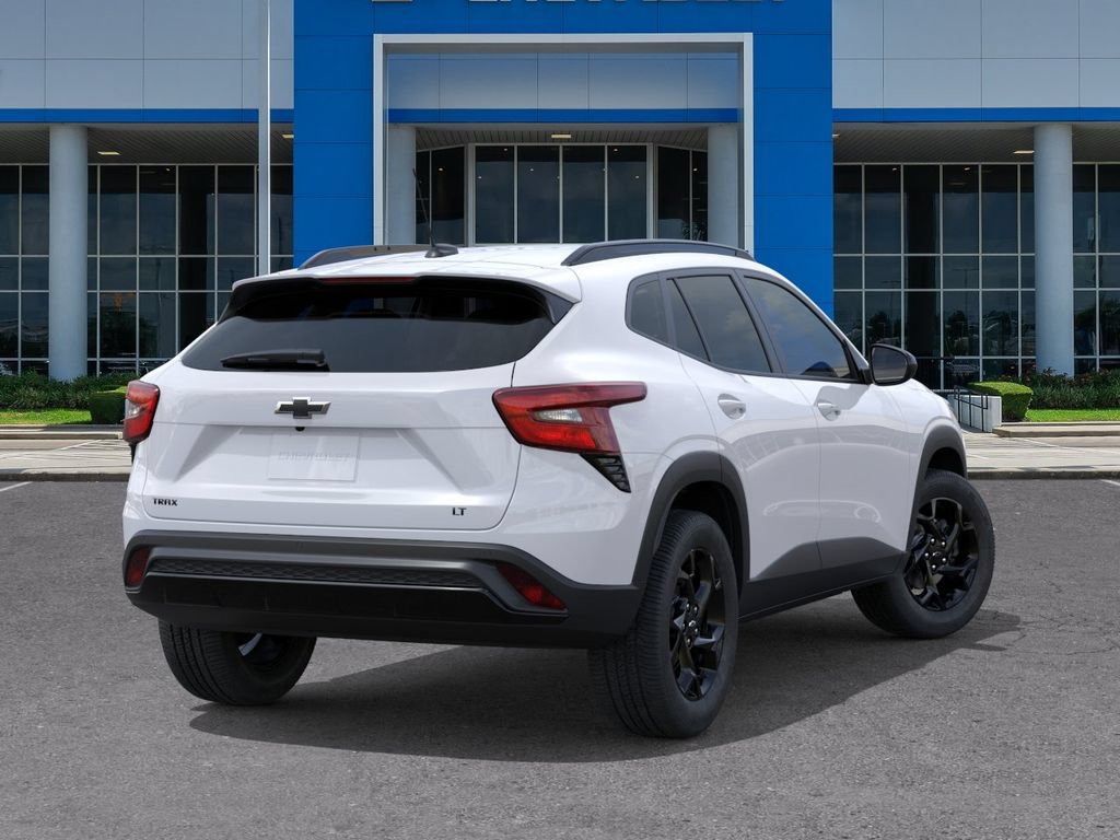 New 2026 Chevrolet Trax LT w/ Driver Confidence Package FWD image 4