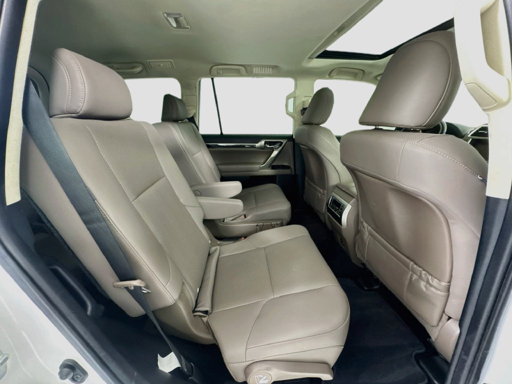 Used 2020 Lexus GX 460 Premium AWD/4WD image 29