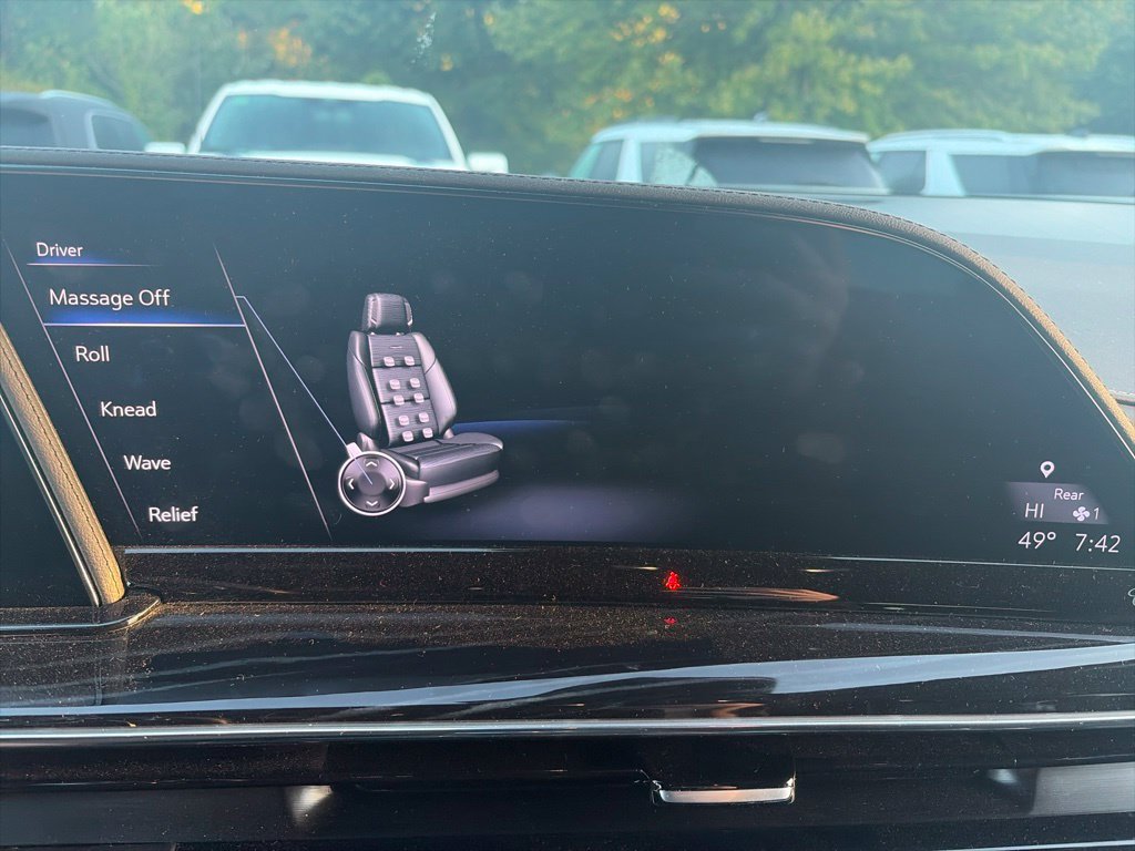 Used 2023 Cadillac Escalade V w/ LPO, Floor Liner Package AWD/4WD image 20