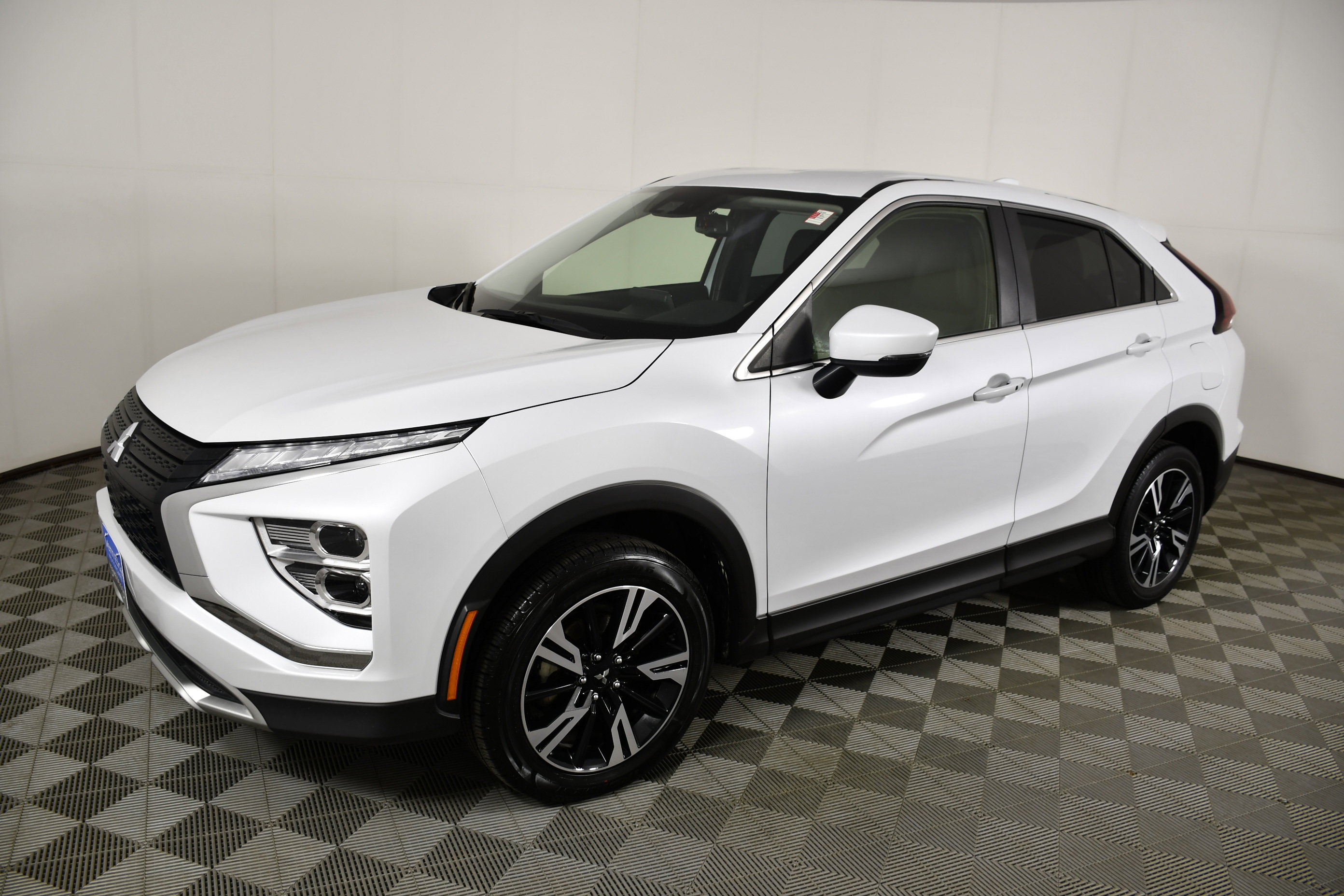 Used 2024 Mitsubishi Eclipse Cross SE AWD/4WD image 10