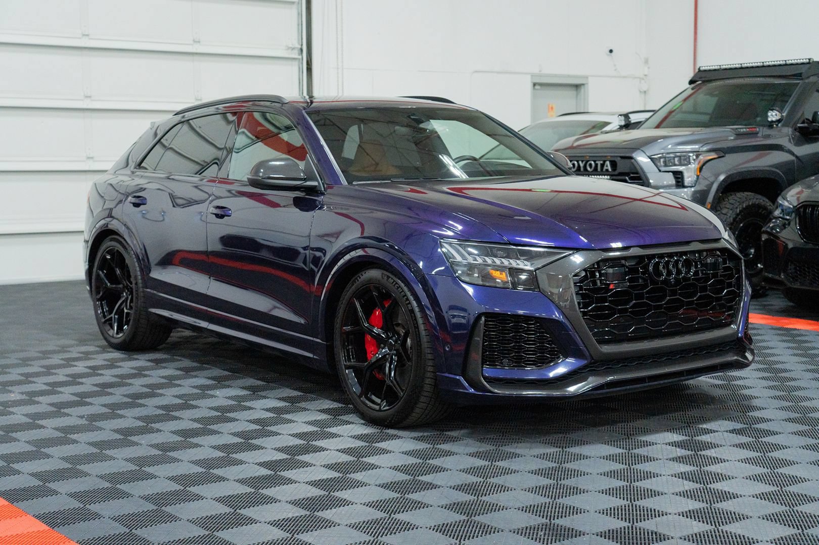 Used 2023 Audi RS Q8 AWD/4WD image 14