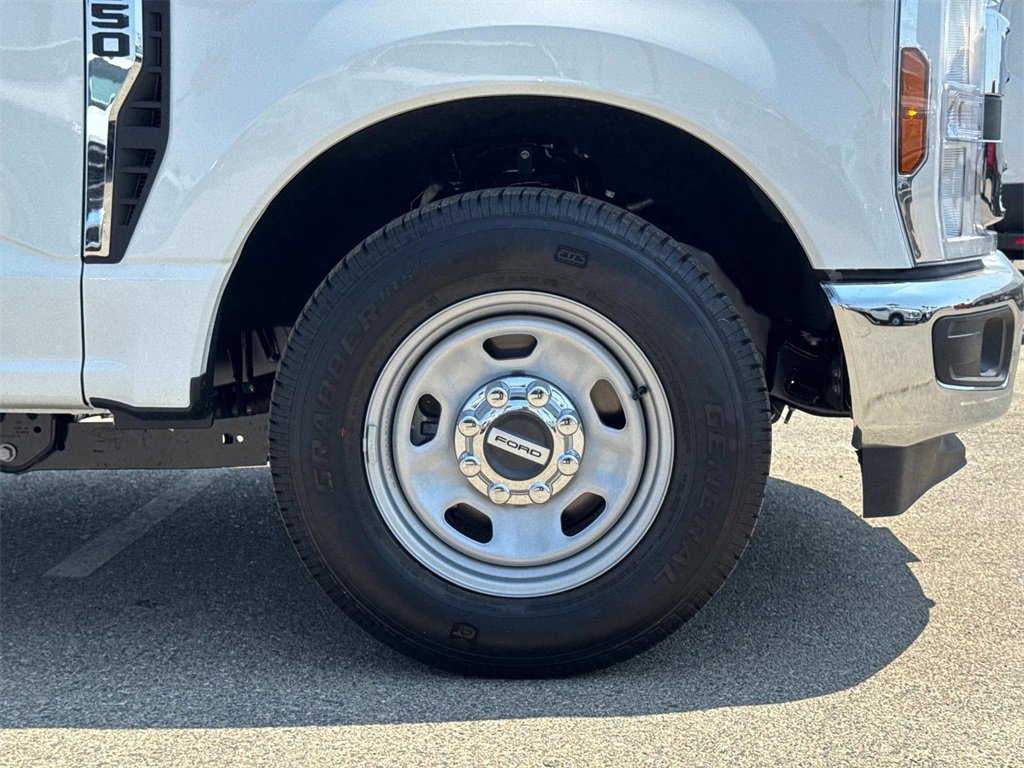 New 2025 Ford F350 XL w/ XL Chrome Package image 24
