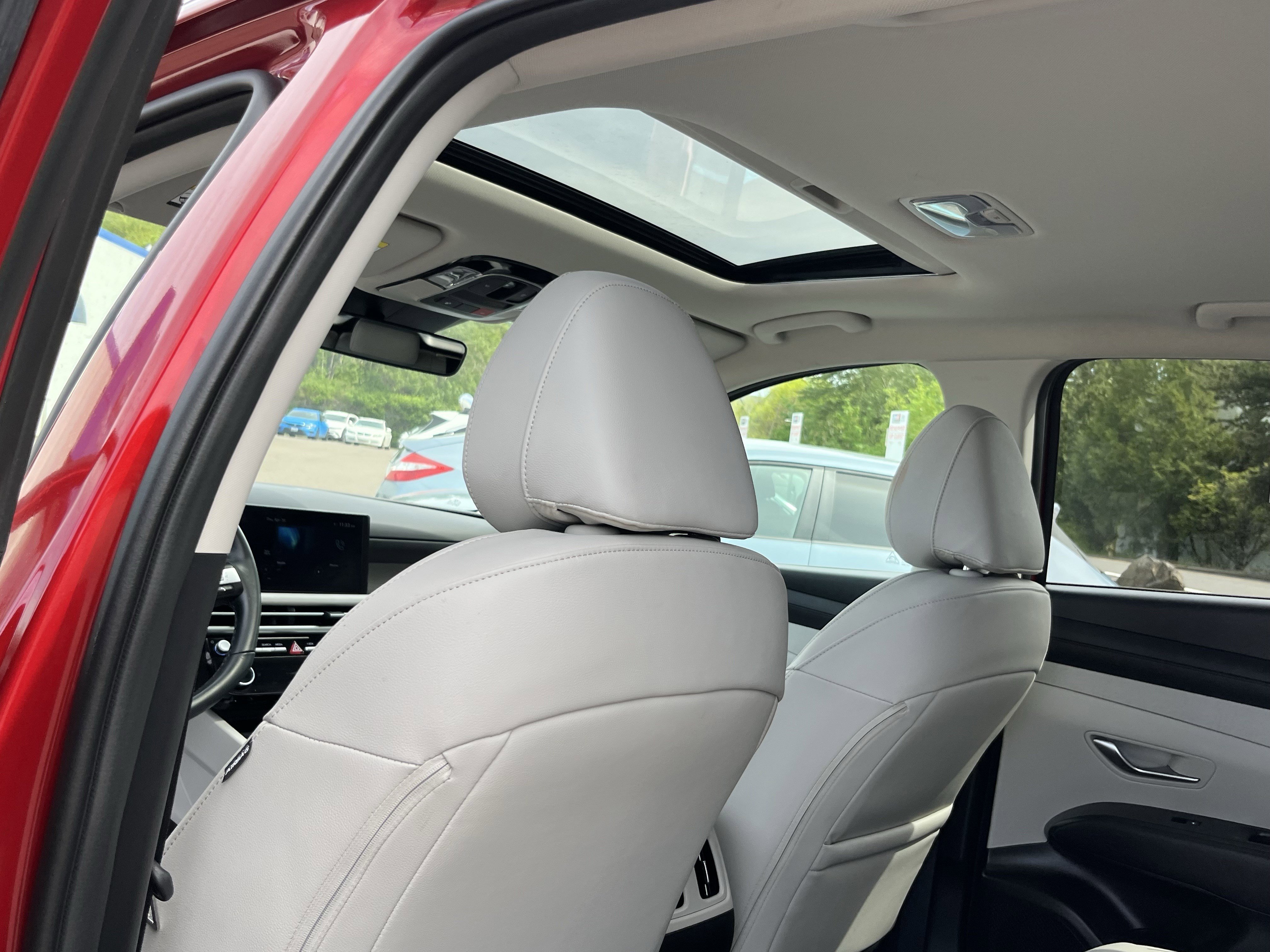 Certified 2025 Hyundai Tucson SEL AWD/4WD image 14
