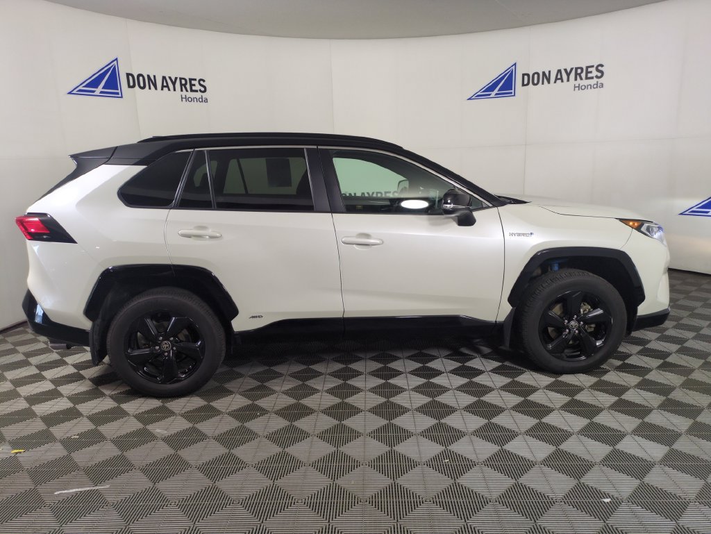 Used 2021 Toyota RAV4 XSE w/ XSE Grade Weather Package AWD/4WD image 10