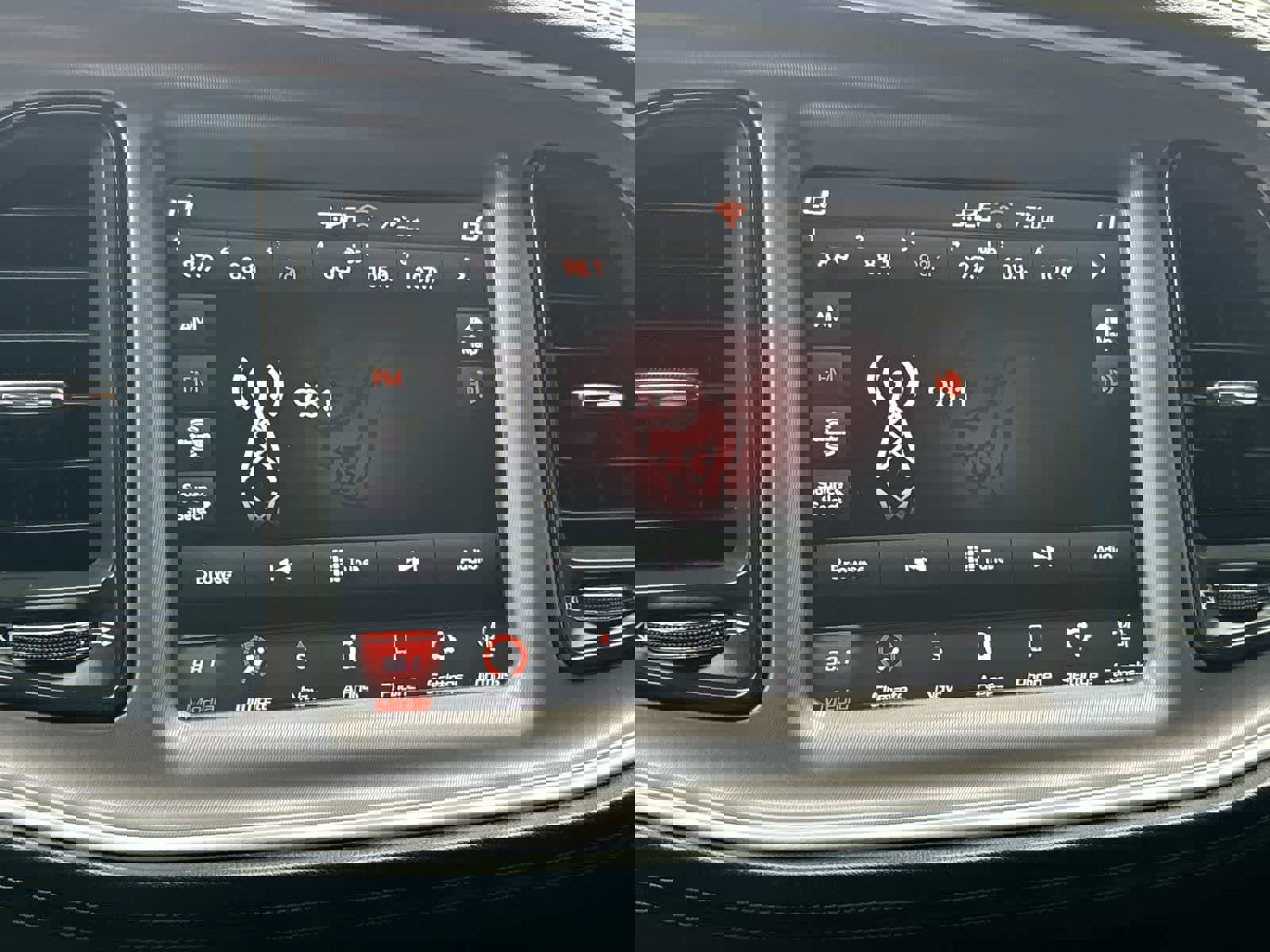 Used 2022 Dodge Challenger GT w/ Plus Package image 16