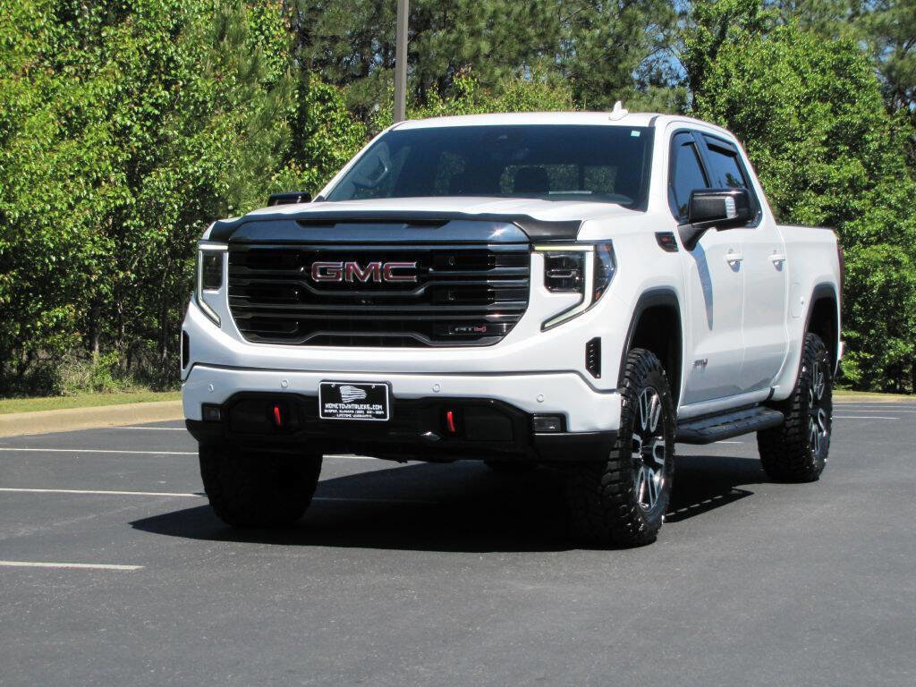 Used 2023 GMC Sierra 1500 AT4 w/ Technology Package AWD/4WD image 10