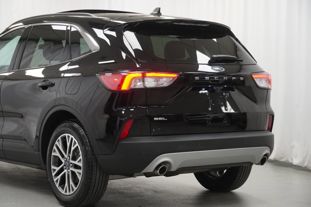 Used 2021 Ford Escape SEL w/ Technology Package image 13