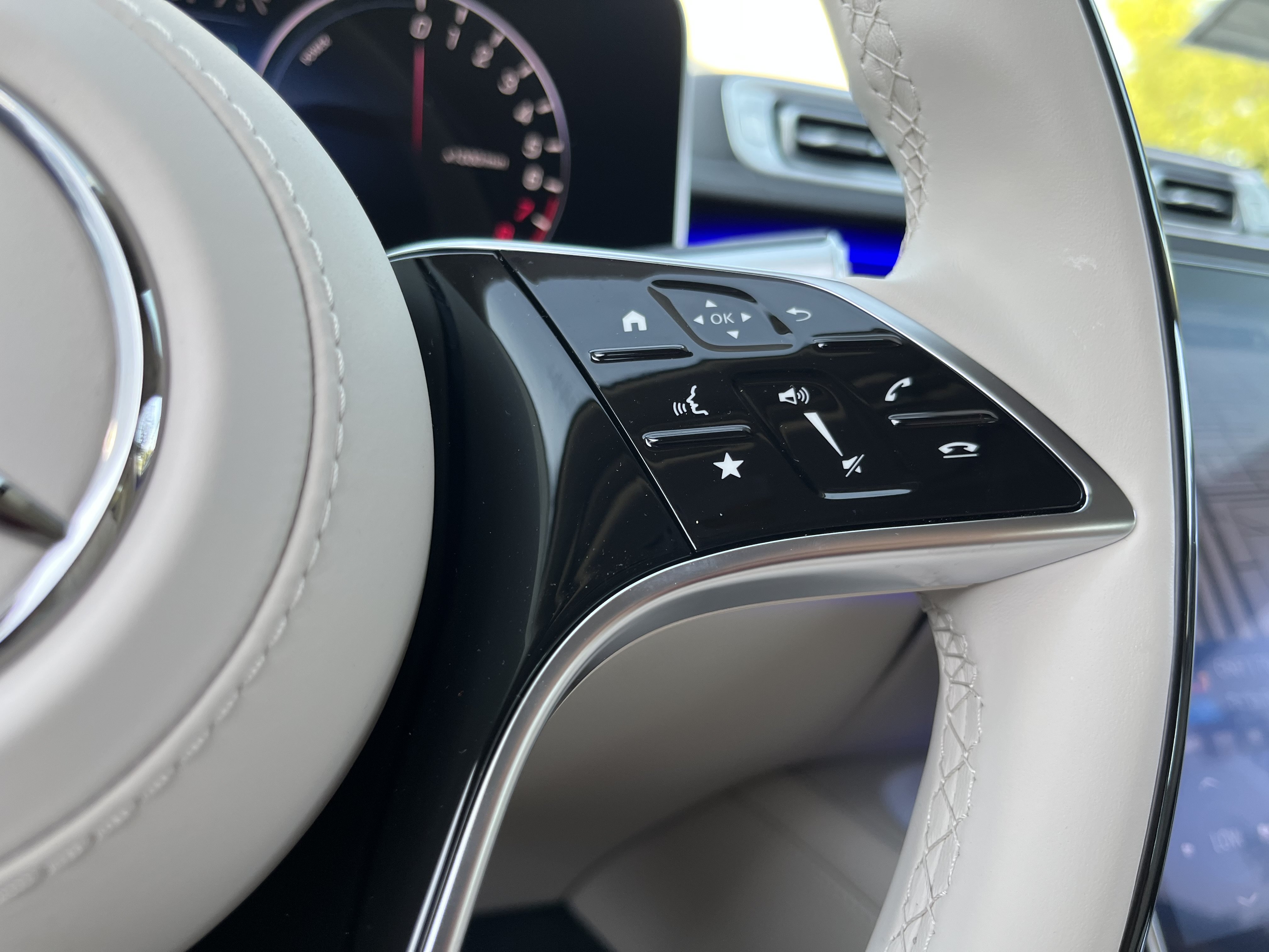 New 2026 Mercedes-Benz S 580e 4MATIC Sedan image 27