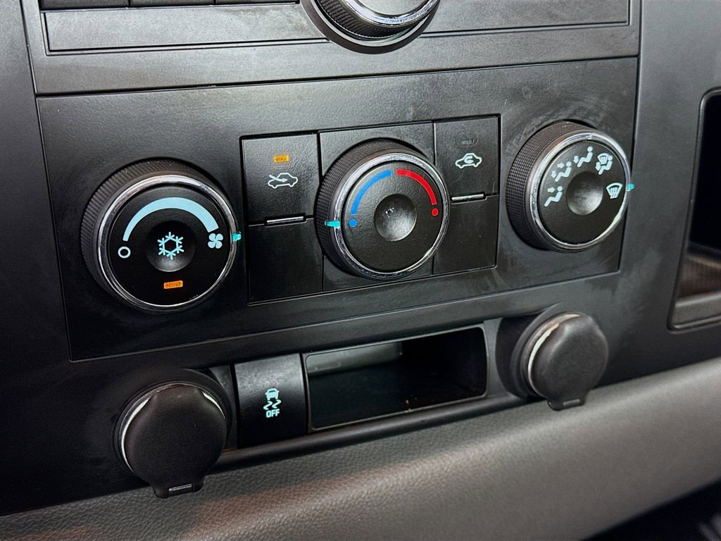 Used 2013 Chevrolet Silverado 1500 W/T RWD image 14