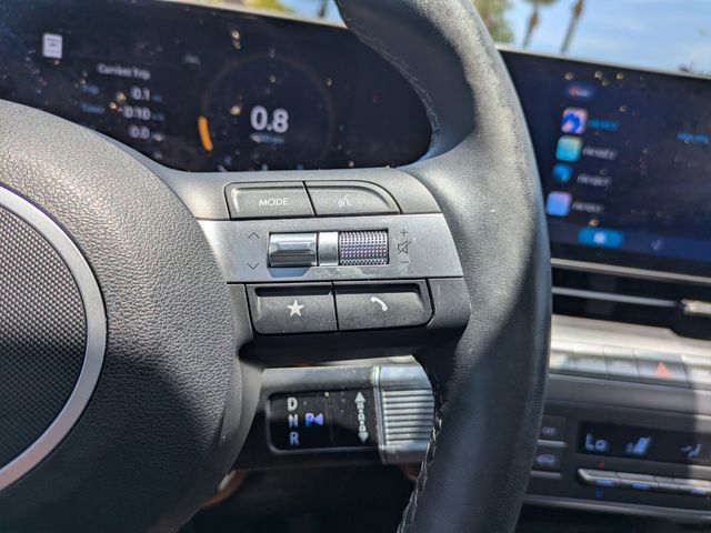 Used 2024 Hyundai Kona Limited FWD image 32