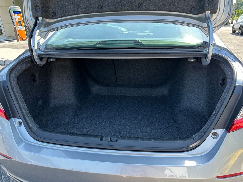 Used 2018 Honda Accord EX-L image 28