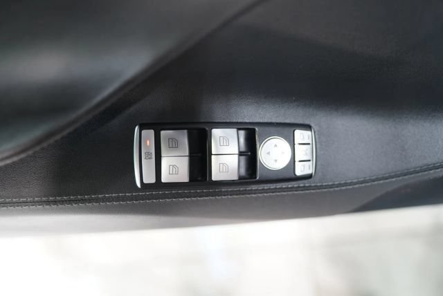 Used 2015 Tesla Model S P85D AWD/4WD image 17