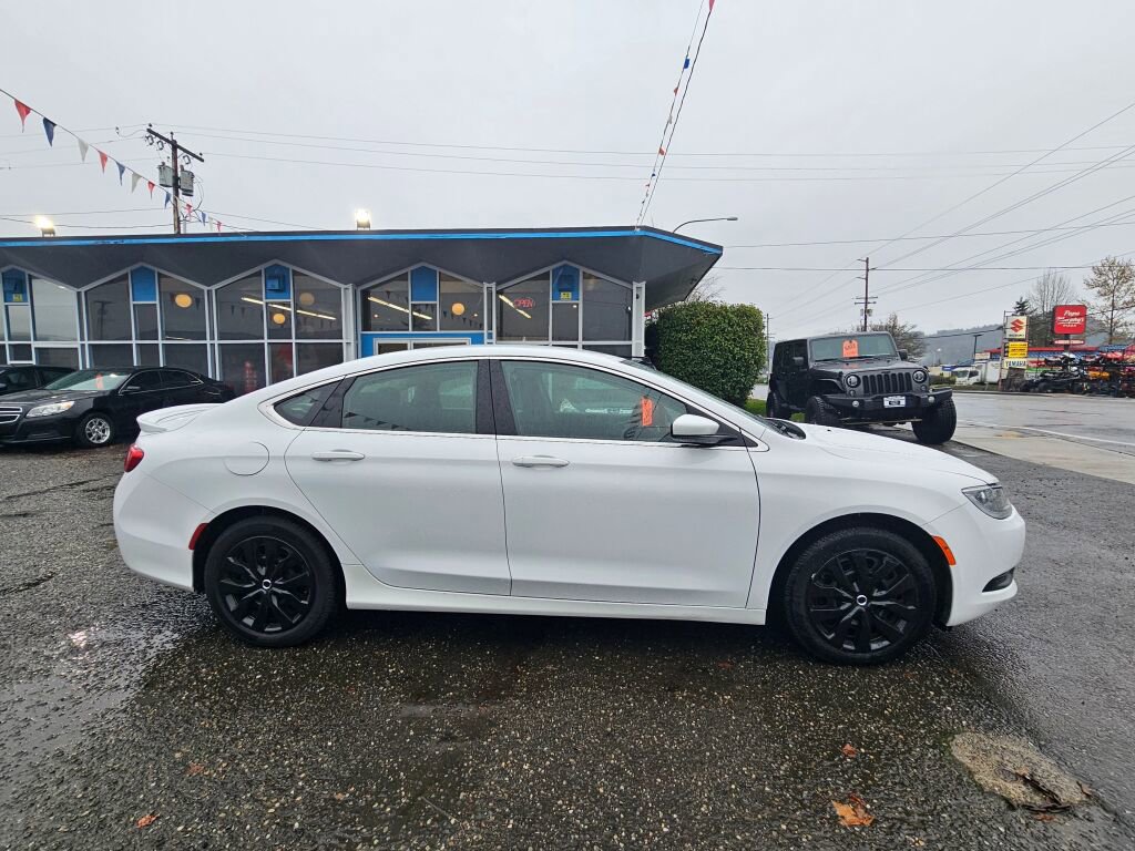 Used 2016 Chrysler 200 LX image 8