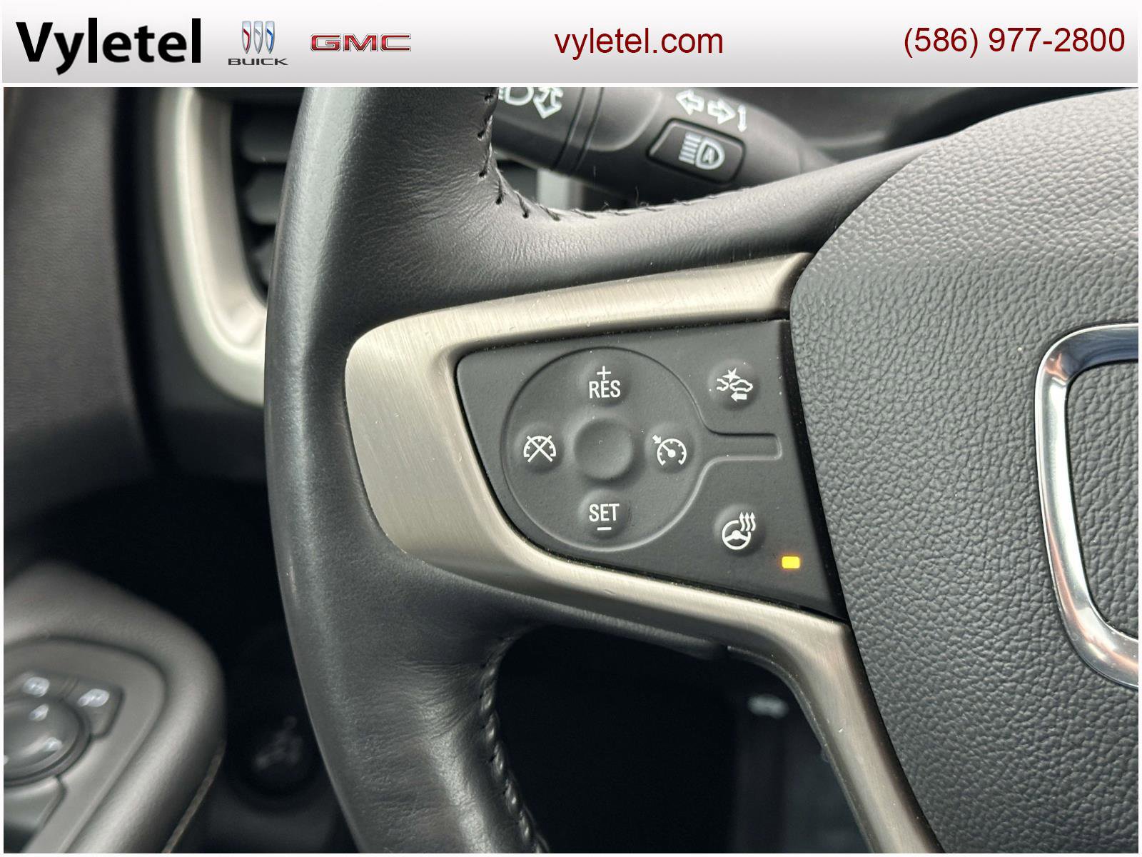 Used 2018 GMC Terrain Denali w/ Advanced Safety Package image 24