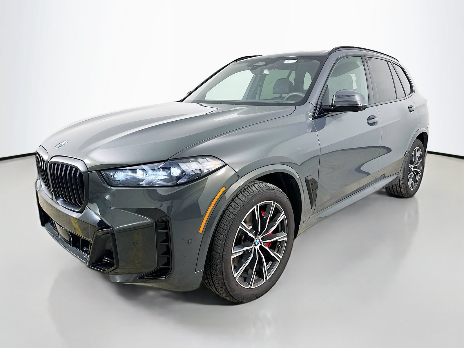 New 2026 BMW X5 xDrive40i w/ M Sport Package