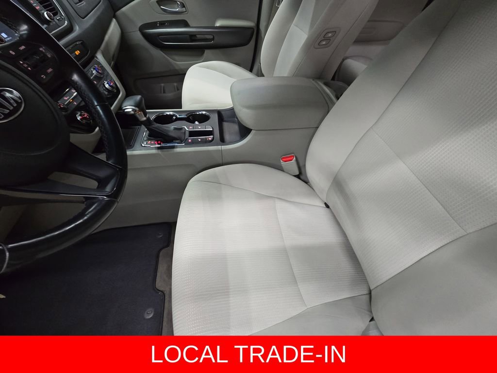 Used 2019 Kia Sedona LX image 17