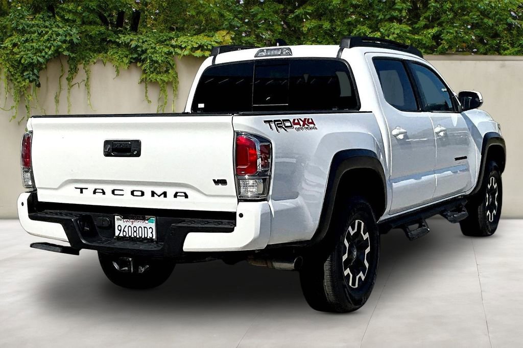 Used 2021 Toyota Tacoma TRD Off-Road w/ Technology Package image 5