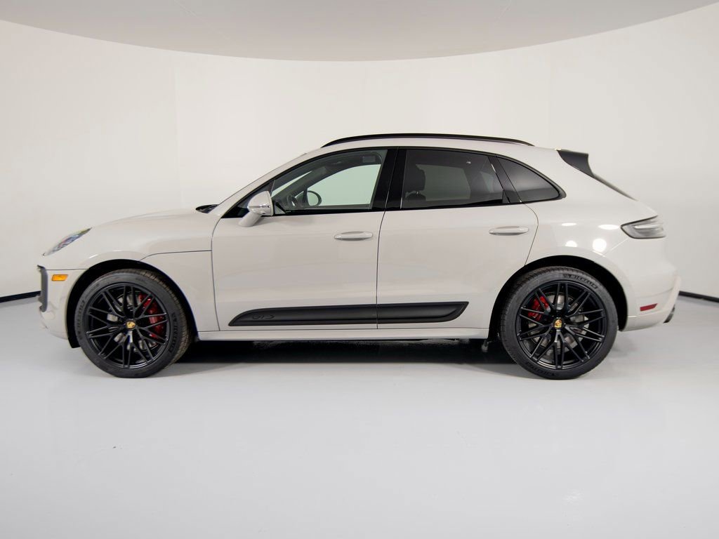 New 2026 Porsche Macan GTS image 7