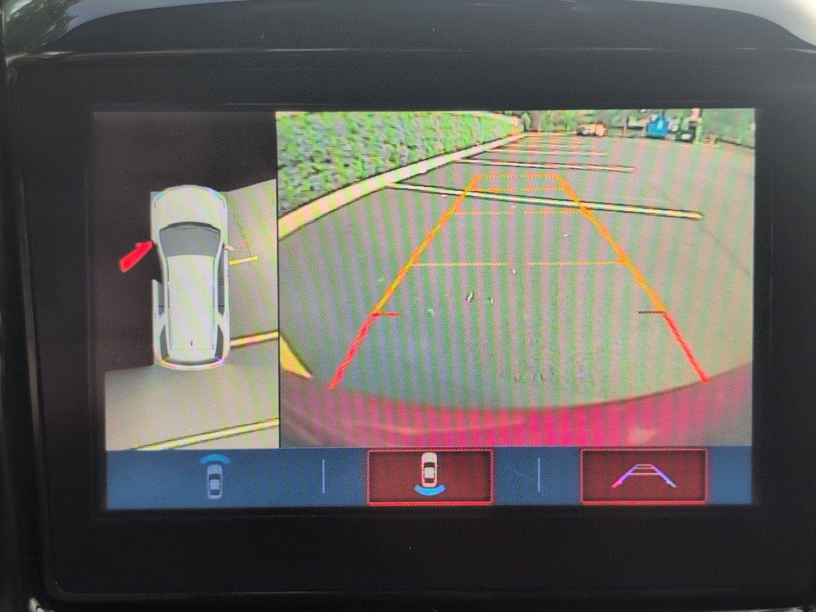 Used 2019 Chevrolet Traverse RS FWD image 22