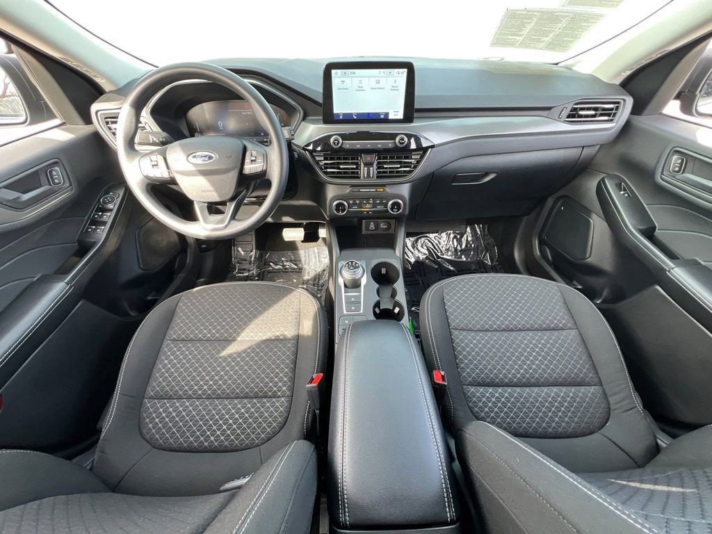 Used 2025 Ford Escape Active AWD/4WD image 8