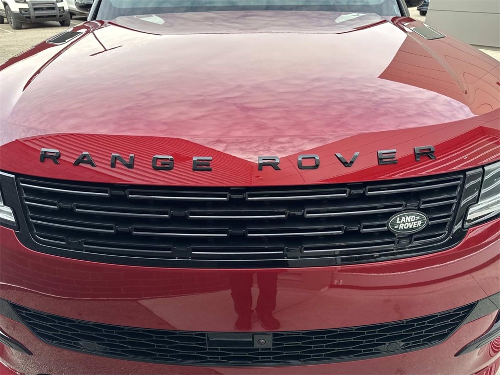 New 2026 Land Rover Range Rover Sport Dynamic SE image 10