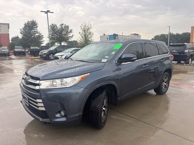 Used 2019 Toyota Highlander Plus FWD image 6