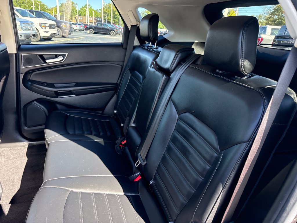 Used 2023 Ford Edge SEL w/ Convenience Package AWD/4WD image 17