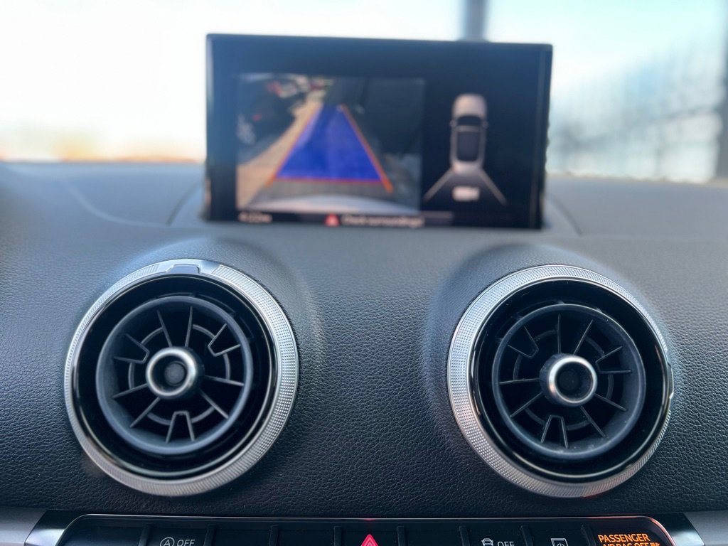 Used 2018 Audi A3 2.0T Premium image 17